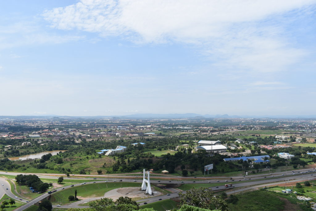 Abuja buks - Montagna main image 0